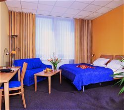 Dlrg Tagungshotel Delphin Bad Nenndorf Ngoại thất bức ảnh